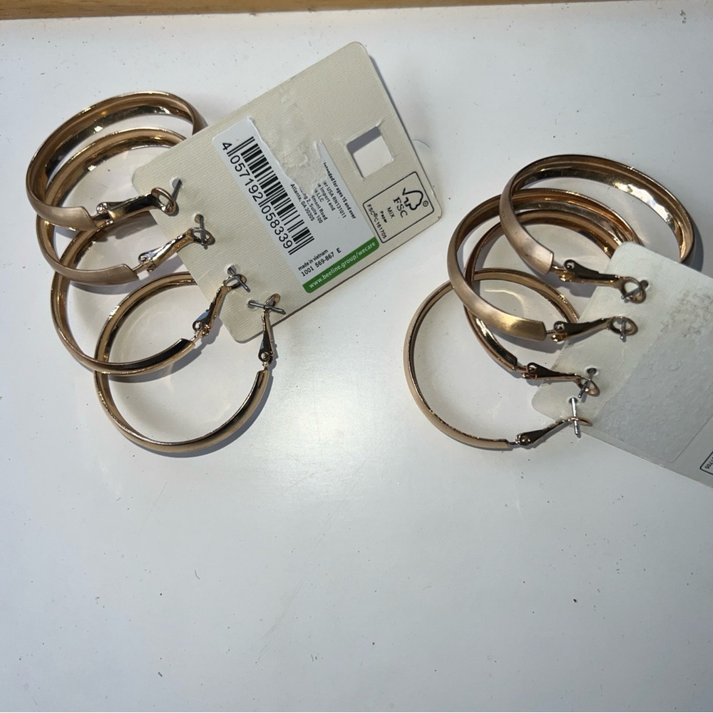4 Pairs Gold Fashion Hoop Earrings By I’m